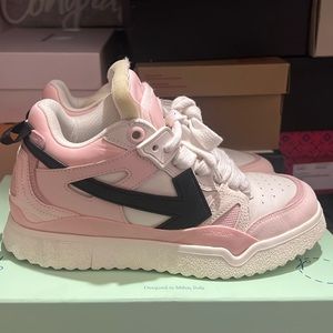 Off White Midtop sponge sneakers